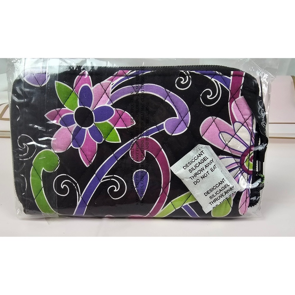 Vera‎ Bradley Purple Punch Zip Around Wallet NWT Floral Quilted